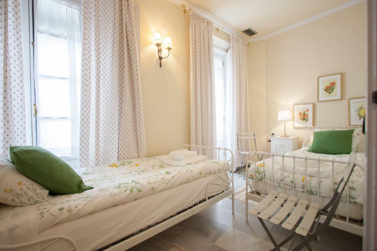 Botanic Duplex Terrace 5 Pax Appartamento Siviglia